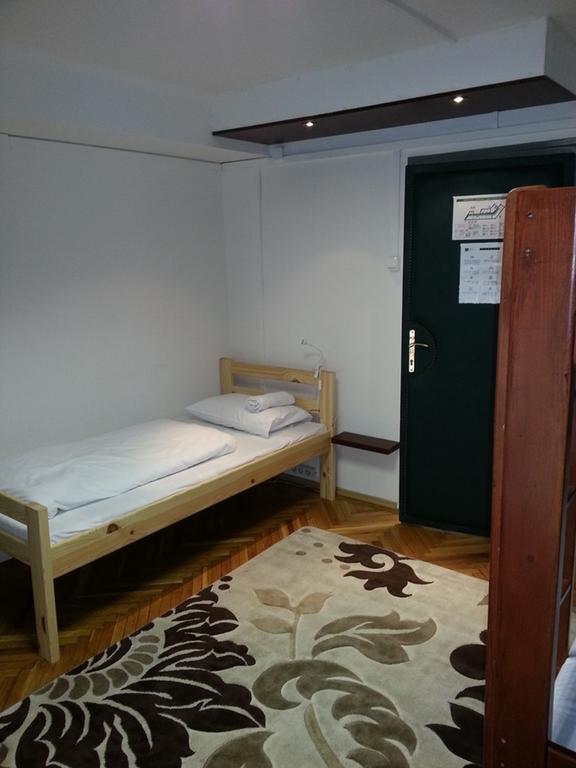 Walking Bed Budapest Hostel מראה חיצוני תמונה