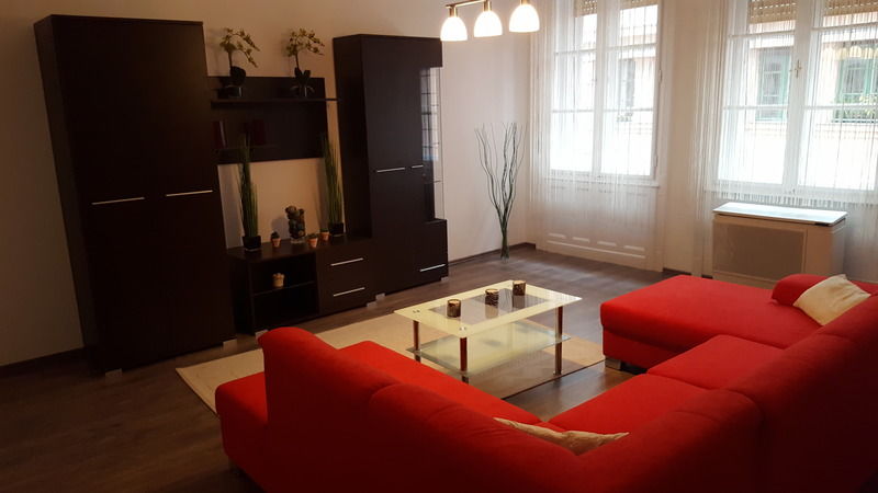 Walking Bed Budapest Hostel מראה חיצוני תמונה